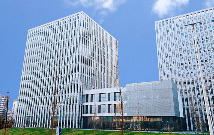 新乡市相魁中专实训实操教学新模式与就业能力提升路径分析